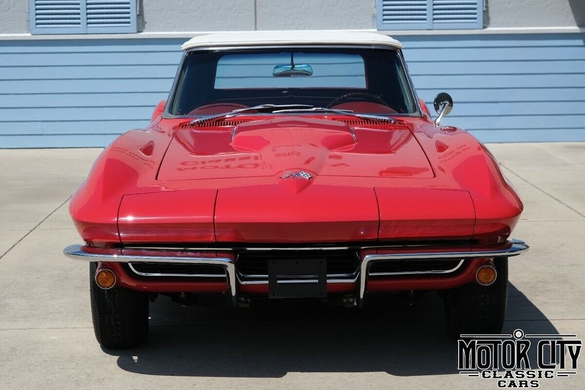 Chevrolet-Corvette-1965-Red-Red-0-9