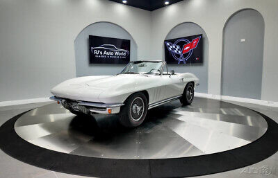 Chevrolet-Corvette-1965-White-Black-48-1