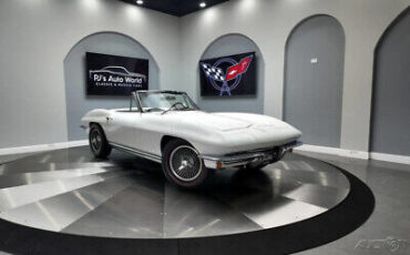 Chevrolet-Corvette-1965-White-Black-48-10