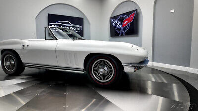 Chevrolet-Corvette-1965-White-Black-48-11