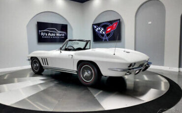 Chevrolet-Corvette-1965-White-Black-48-4