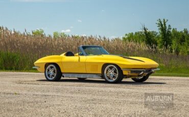 Chevrolet-Corvette-1965-Yellow-Black-7461-10