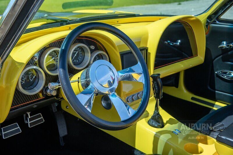 Chevrolet-Corvette-1965-Yellow-Black-7461-16