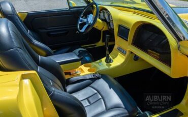 Chevrolet-Corvette-1965-Yellow-Black-7461-22