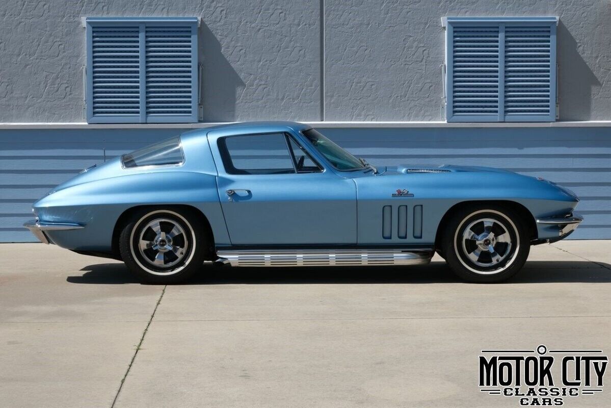 Chevrolet-Corvette-1966-Blue-Blue-0-1