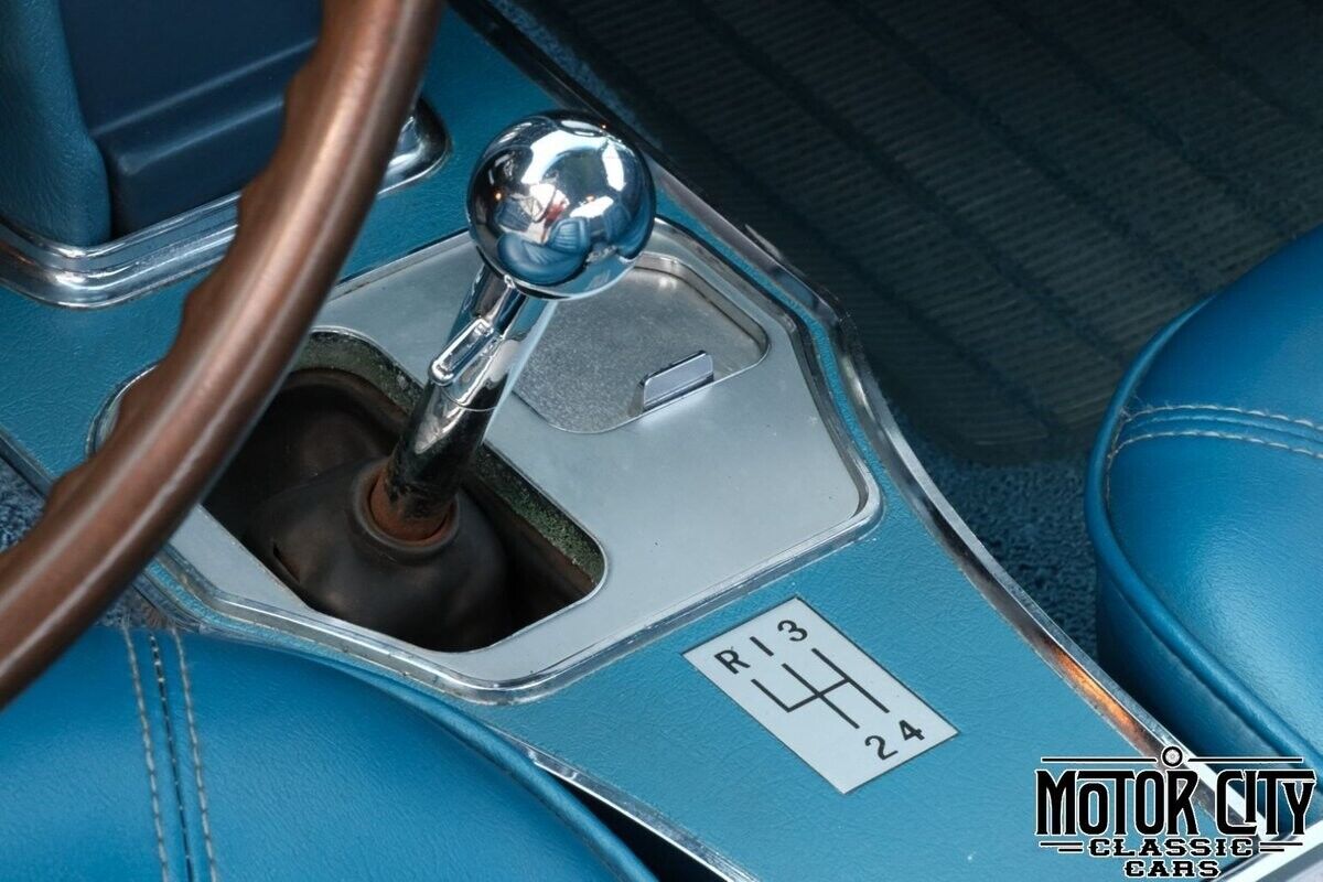 Chevrolet-Corvette-1966-Blue-Blue-0-27