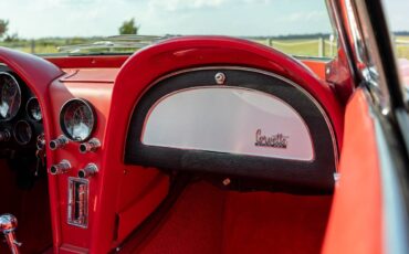 Chevrolet-Corvette-1966-red-21243-11