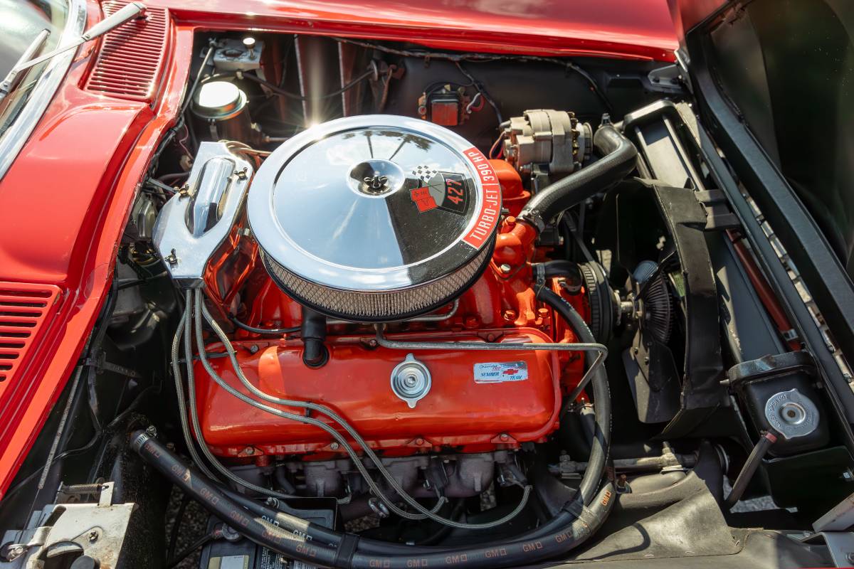 Chevrolet-Corvette-1966-red-21243-14