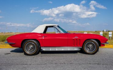 Chevrolet-Corvette-1966-red-21243-17