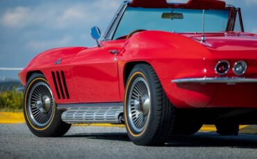 Chevrolet-Corvette-1966-red-21243-22