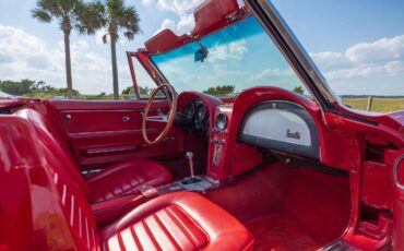 Chevrolet-Corvette-1966-red-21243-9