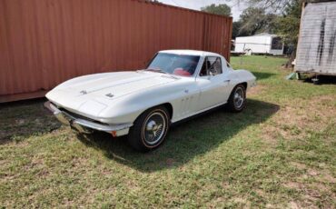 Chevrolet-Corvette-1966-white-88514-1