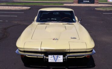 Chevrolet-Corvette-1966-yellow-115427-11