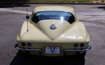 Chevrolet-Corvette-1966-yellow-115427-3