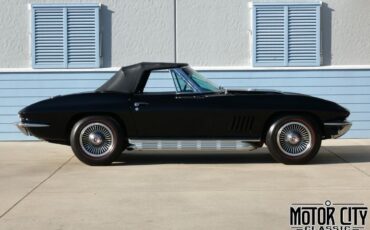 Chevrolet-Corvette-1967-Black-Blue-806-3