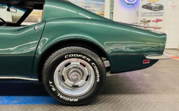 Chevrolet-Corvette-1968-Green-Black-150079-14