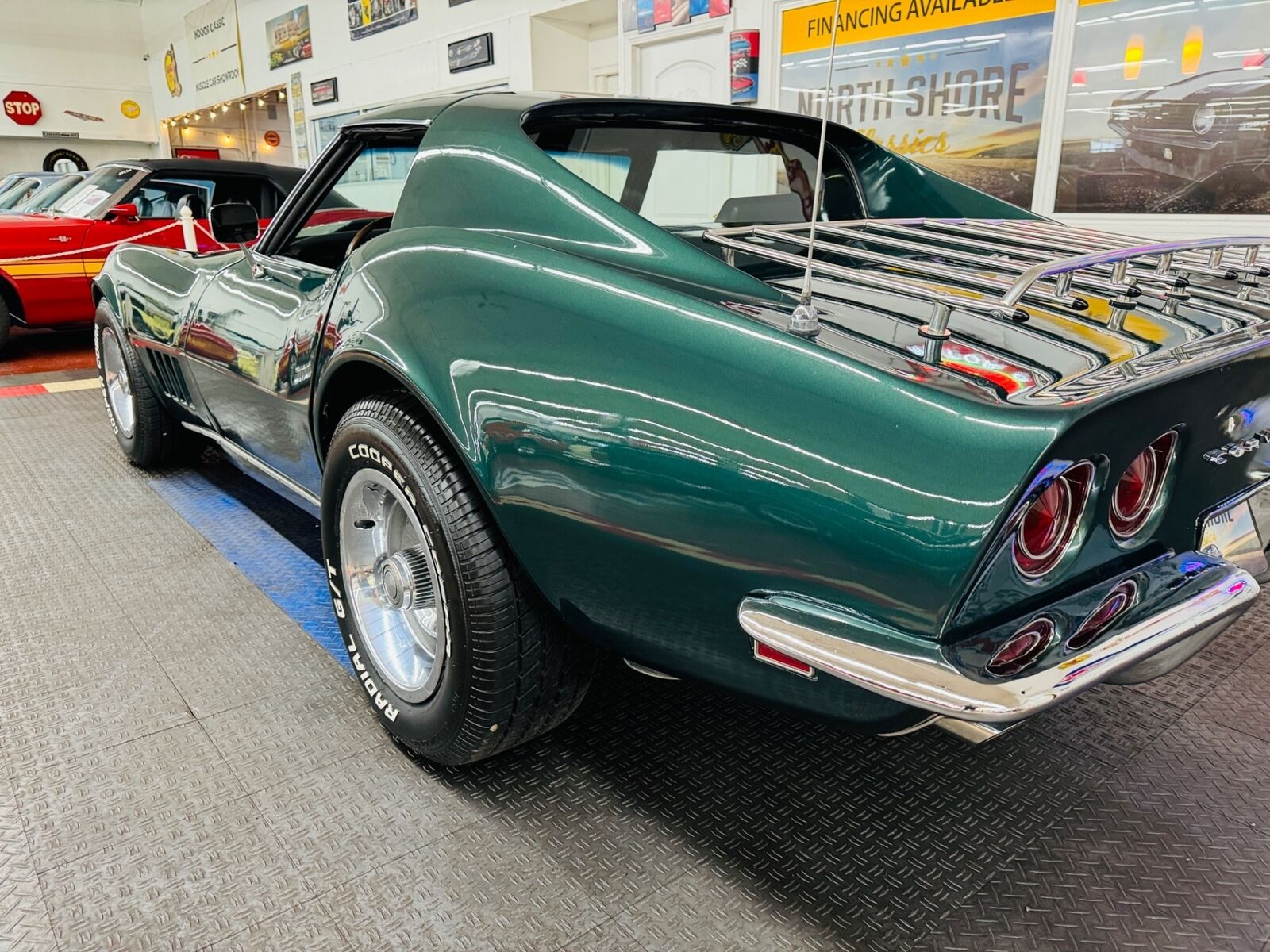 Chevrolet-Corvette-1968-Green-Black-150079-16