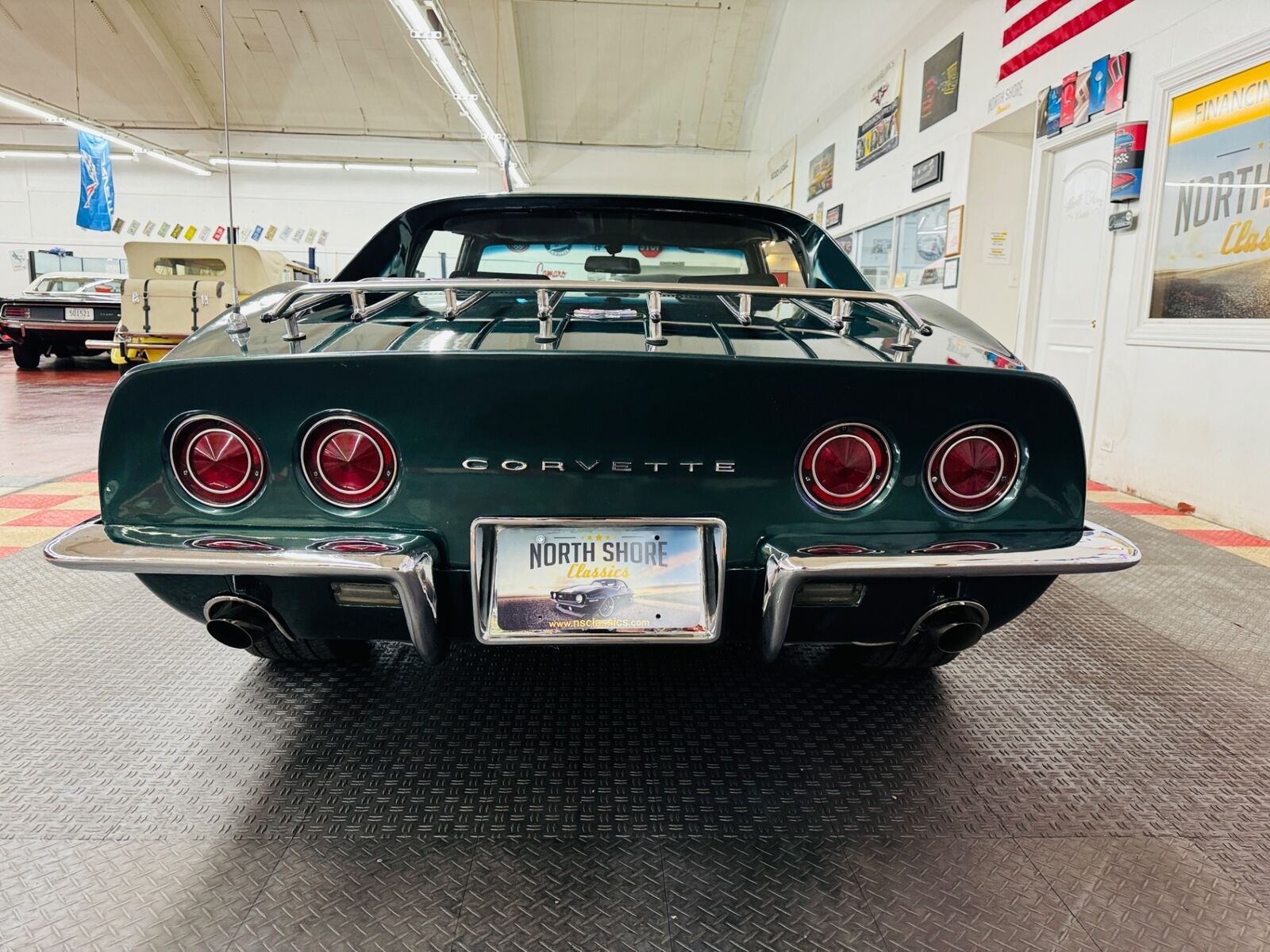 Chevrolet-Corvette-1968-Green-Black-150079-23