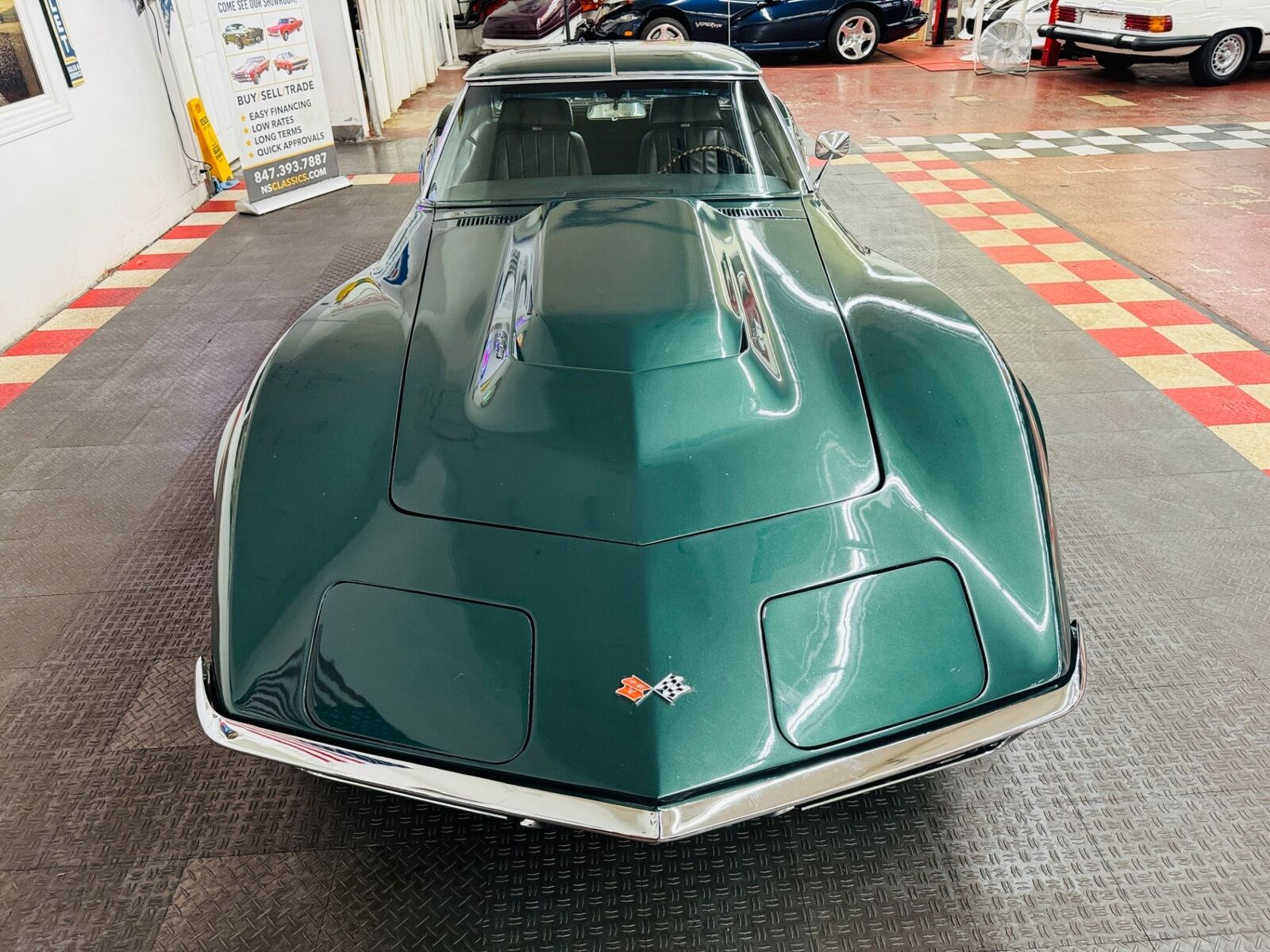 Chevrolet-Corvette-1968-Green-Black-150079-4