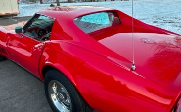 Chevrolet-Corvette-1968-Red-Red-78092-3