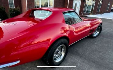 Chevrolet-Corvette-1968-Red-Red-78092-4