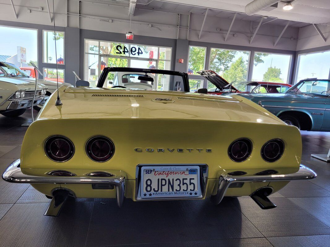 Chevrolet-Corvette-1968-Yellow-0-7