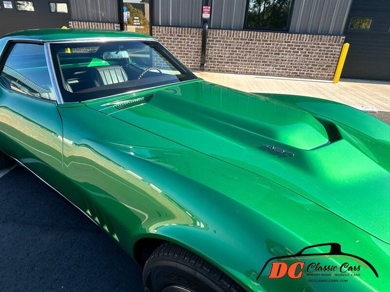 Chevrolet-Corvette-1968-green-160934-10