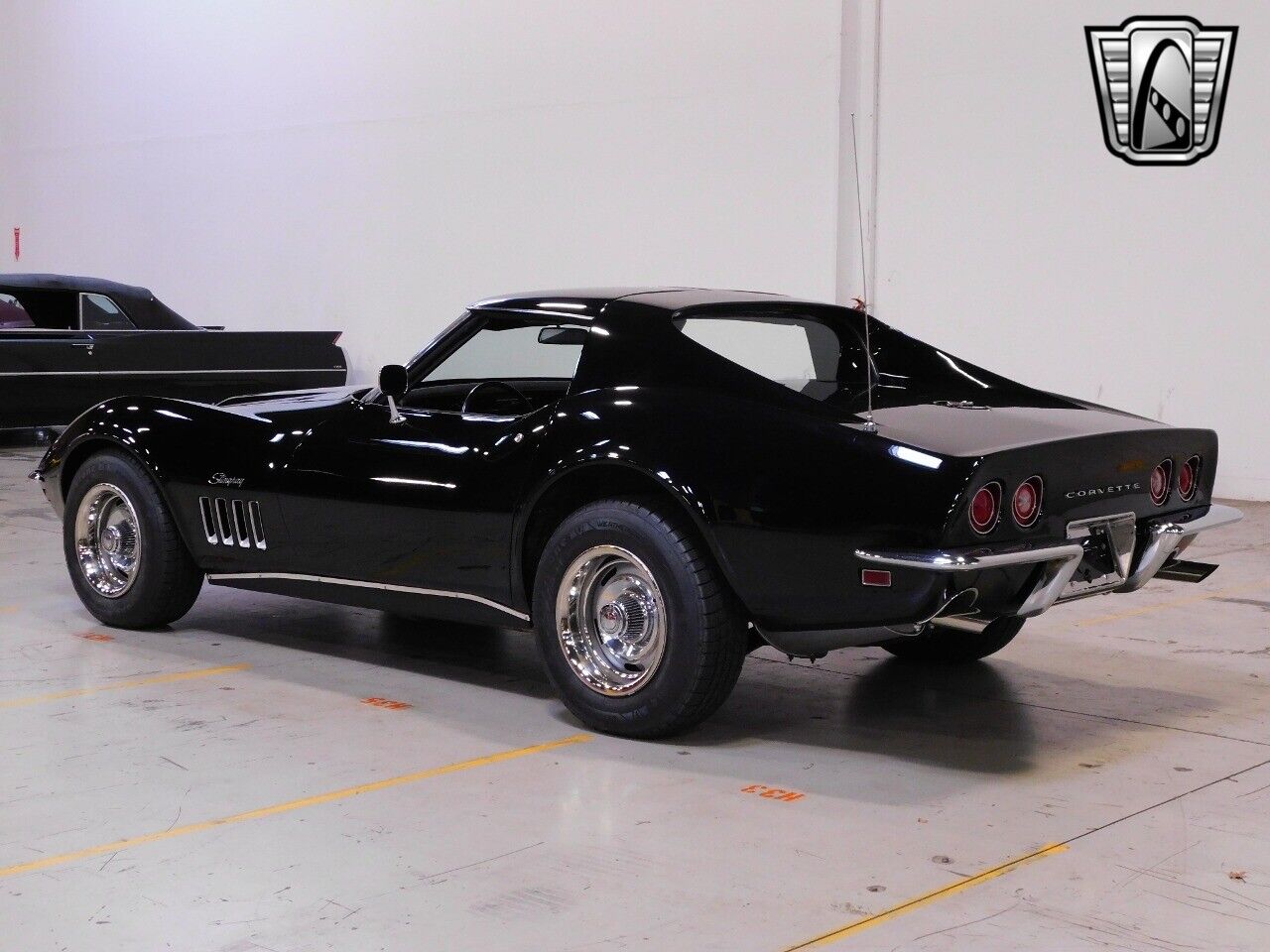 Chevrolet-Corvette-1969-Black-Black-51745-3