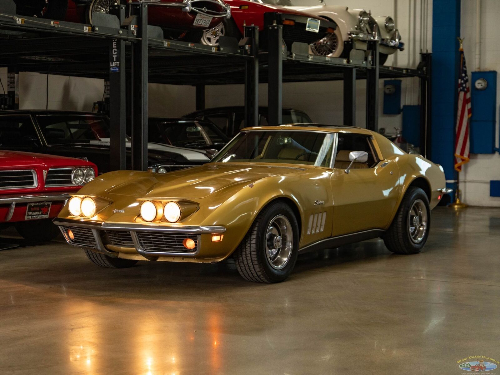 Chevrolet-Corvette-1969-Gold-Tan-56309-11