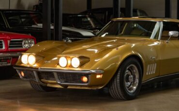 Chevrolet-Corvette-1969-Gold-Tan-56309-12