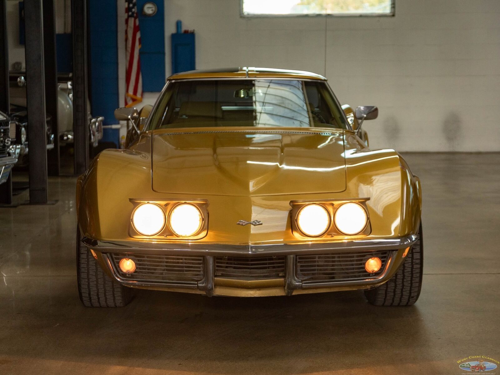 Chevrolet-Corvette-1969-Gold-Tan-56309-14