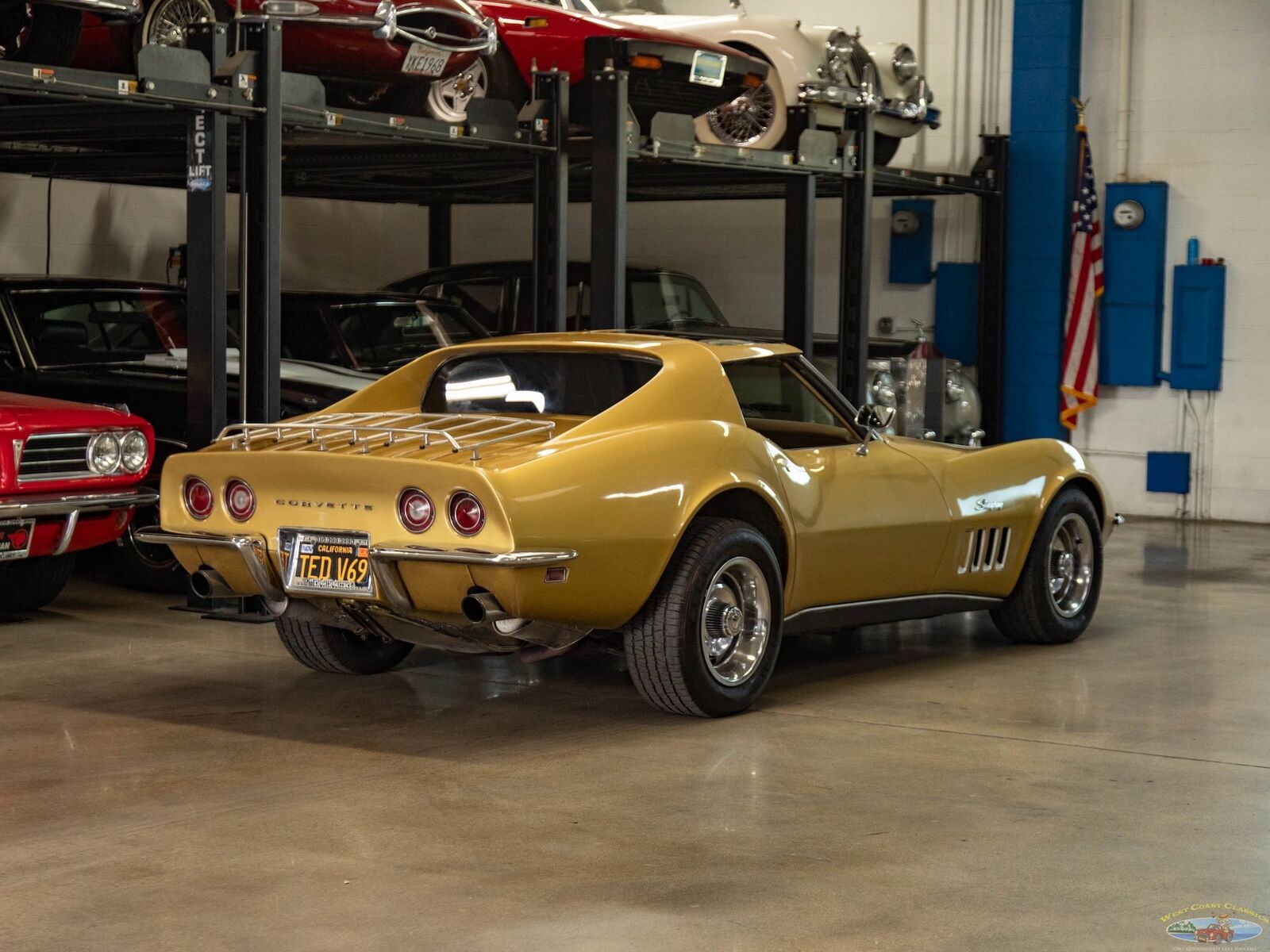 Chevrolet-Corvette-1969-Gold-Tan-56309-26