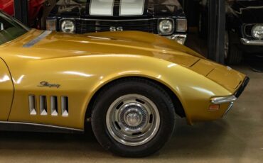 Chevrolet-Corvette-1969-Gold-Tan-56309-3