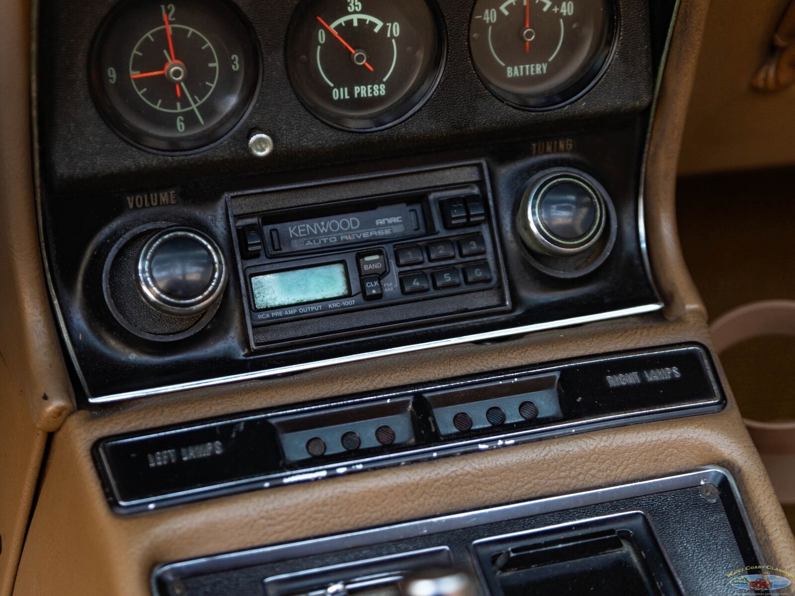 Chevrolet-Corvette-1969-Gold-Tan-56309-39