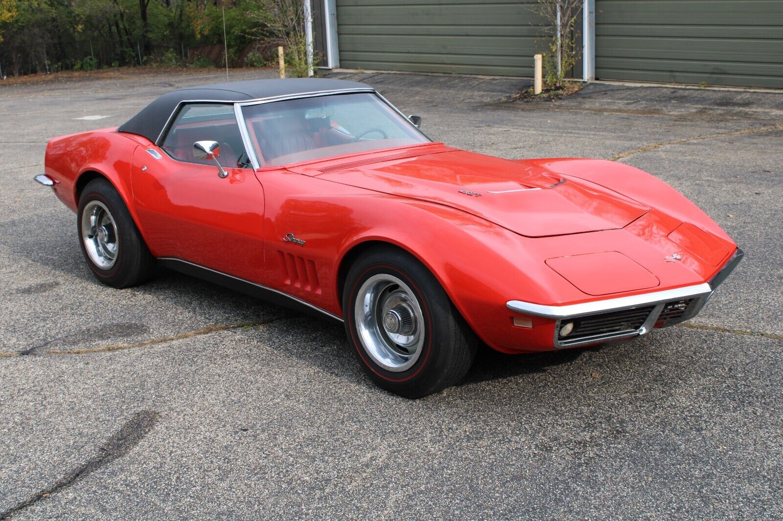 Chevrolet-Corvette-1969-Monza-Red-69556-1