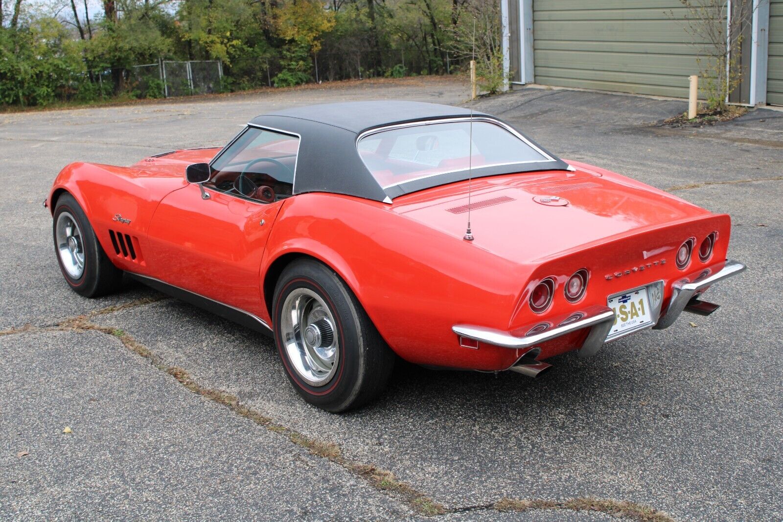 Chevrolet-Corvette-1969-Monza-Red-69556-2