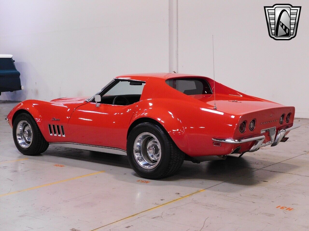 Chevrolet-Corvette-1969-Orange-Black-123041-3