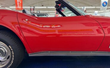 Chevrolet-Corvette-1969-Red-Black-125844-32