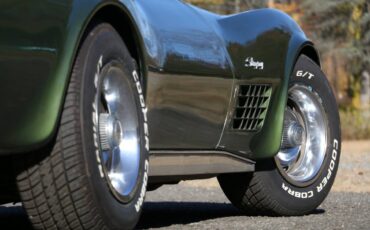 Chevrolet-Corvette-1970-green-113298-6