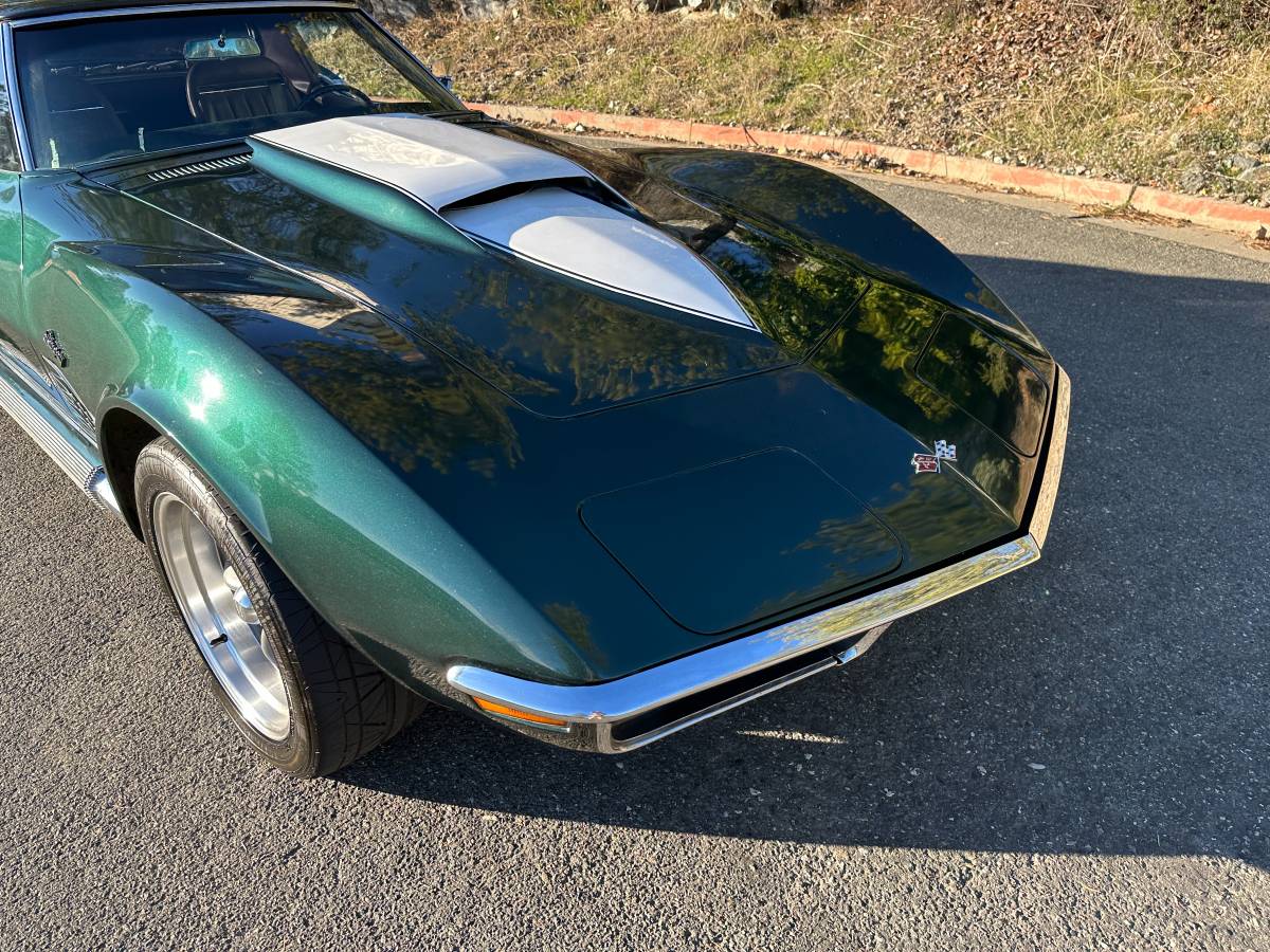 Chevrolet-Corvette-1971-40139-10