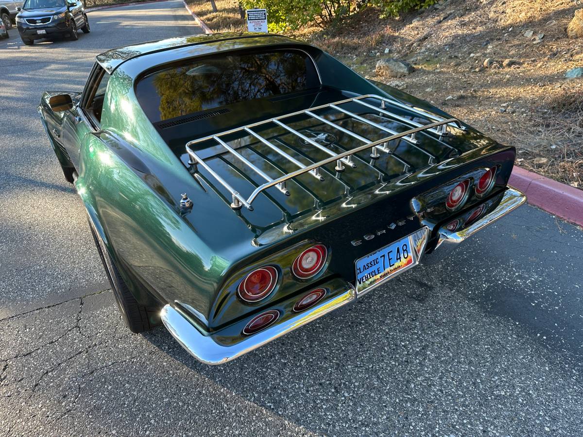 Chevrolet-Corvette-1971-40139-11