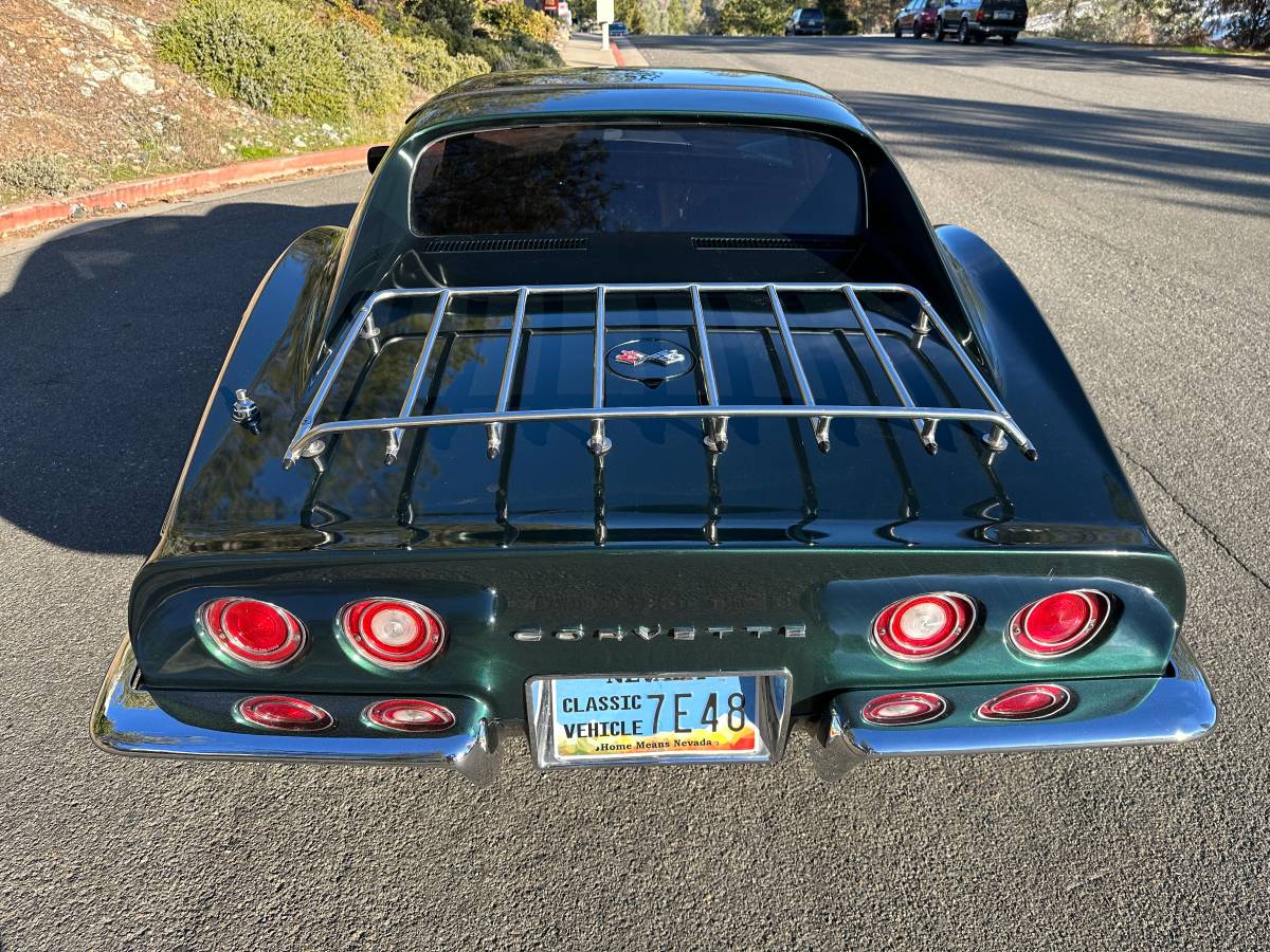 Chevrolet-Corvette-1971-40139-12