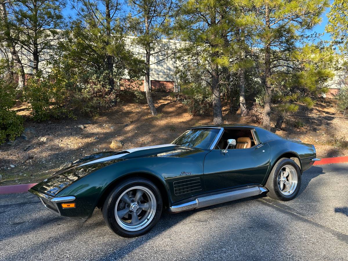 Chevrolet-Corvette-1971-40139-2