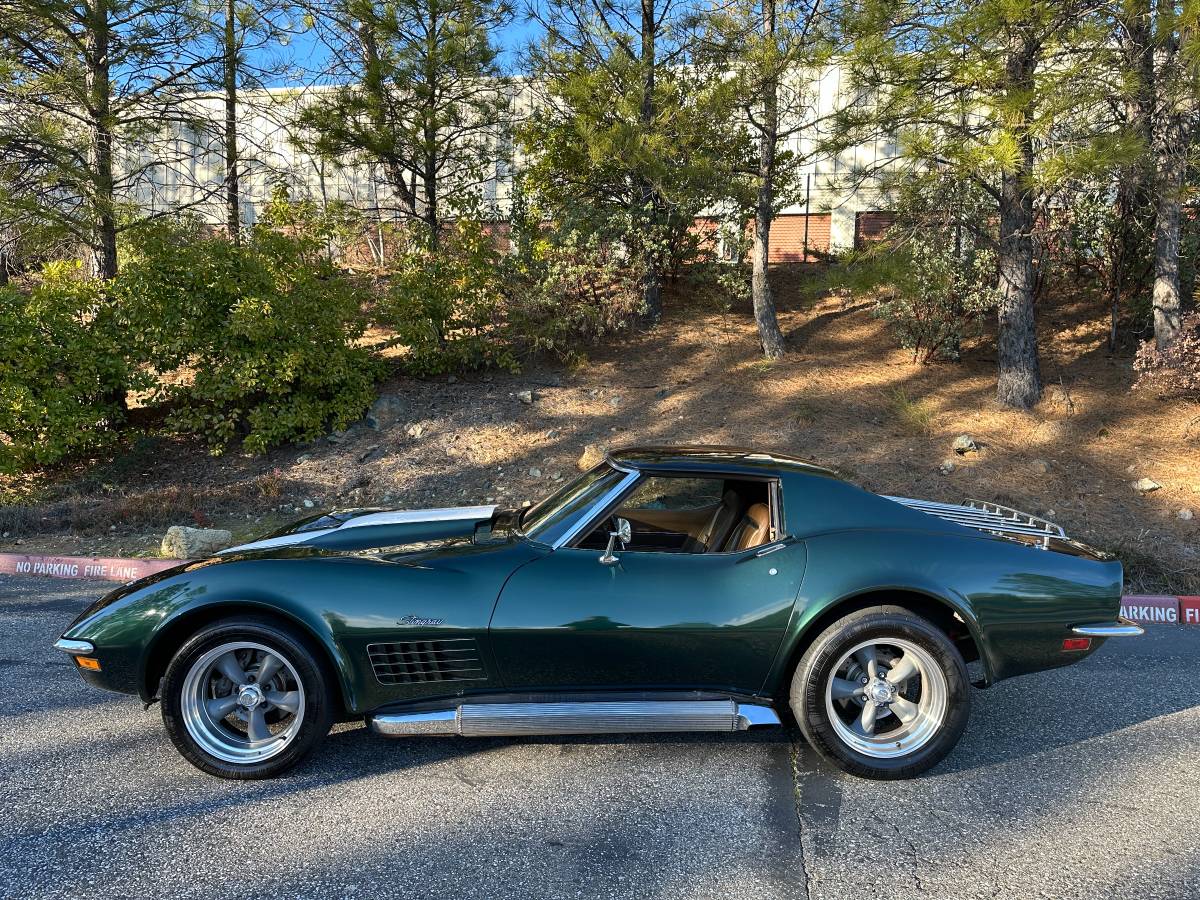 Chevrolet-Corvette-1971-40139-4