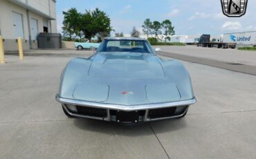 Chevrolet-Corvette-1971-Silver-Blue-85936-2