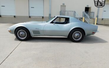 Chevrolet-Corvette-1971-Silver-Blue-85936-5