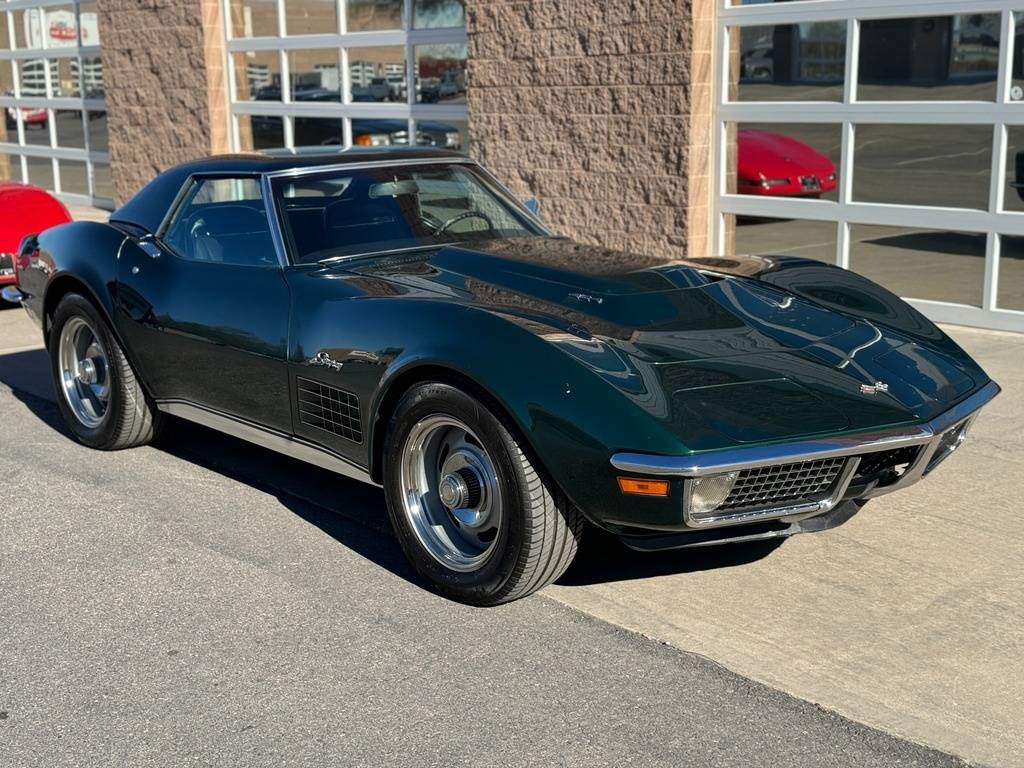 Chevrolet-Corvette-1971-green-86101-1