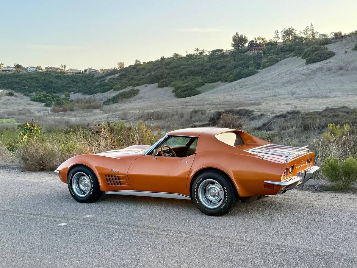 Chevrolet-Corvette-1972-188293-4