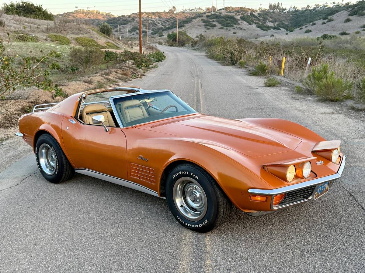 Chevrolet-Corvette-1972-188293-9