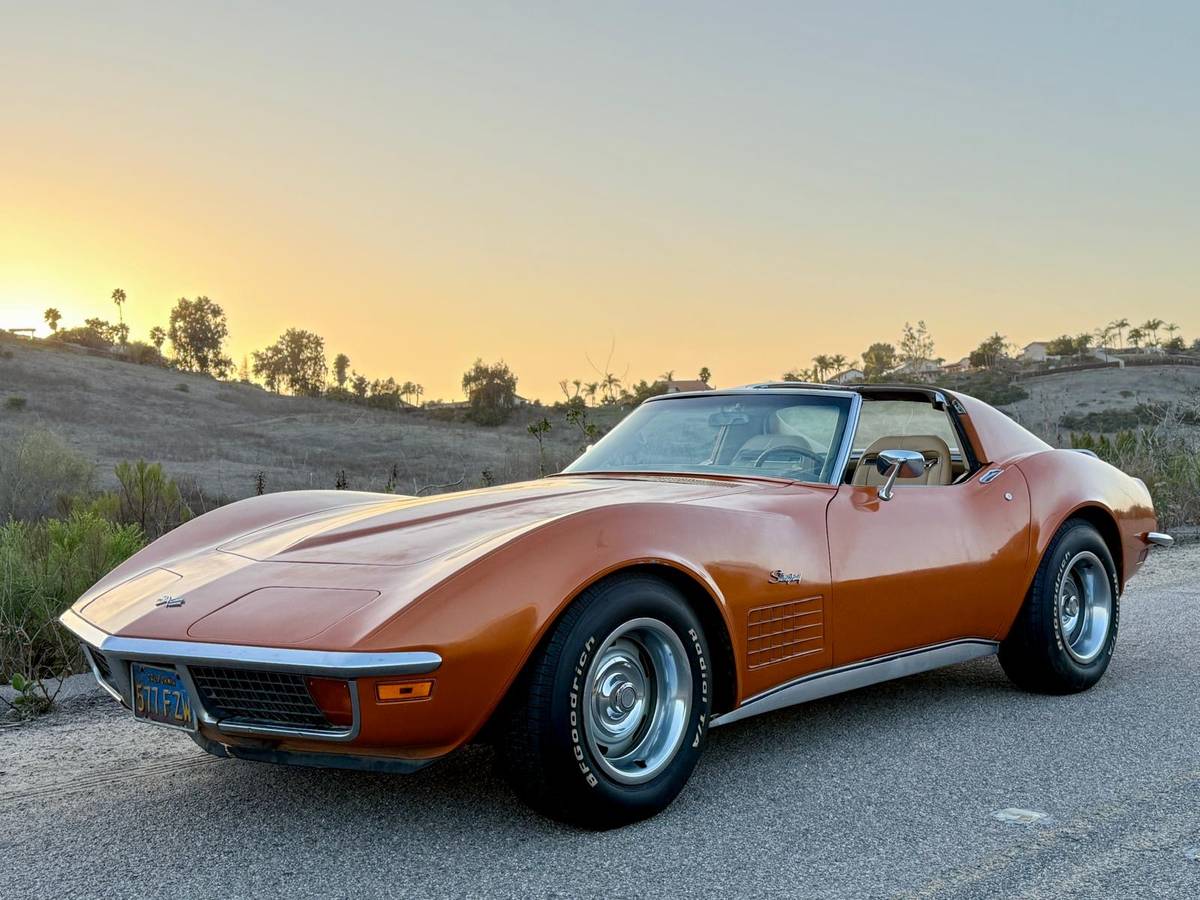 Chevrolet-Corvette-1972-188293